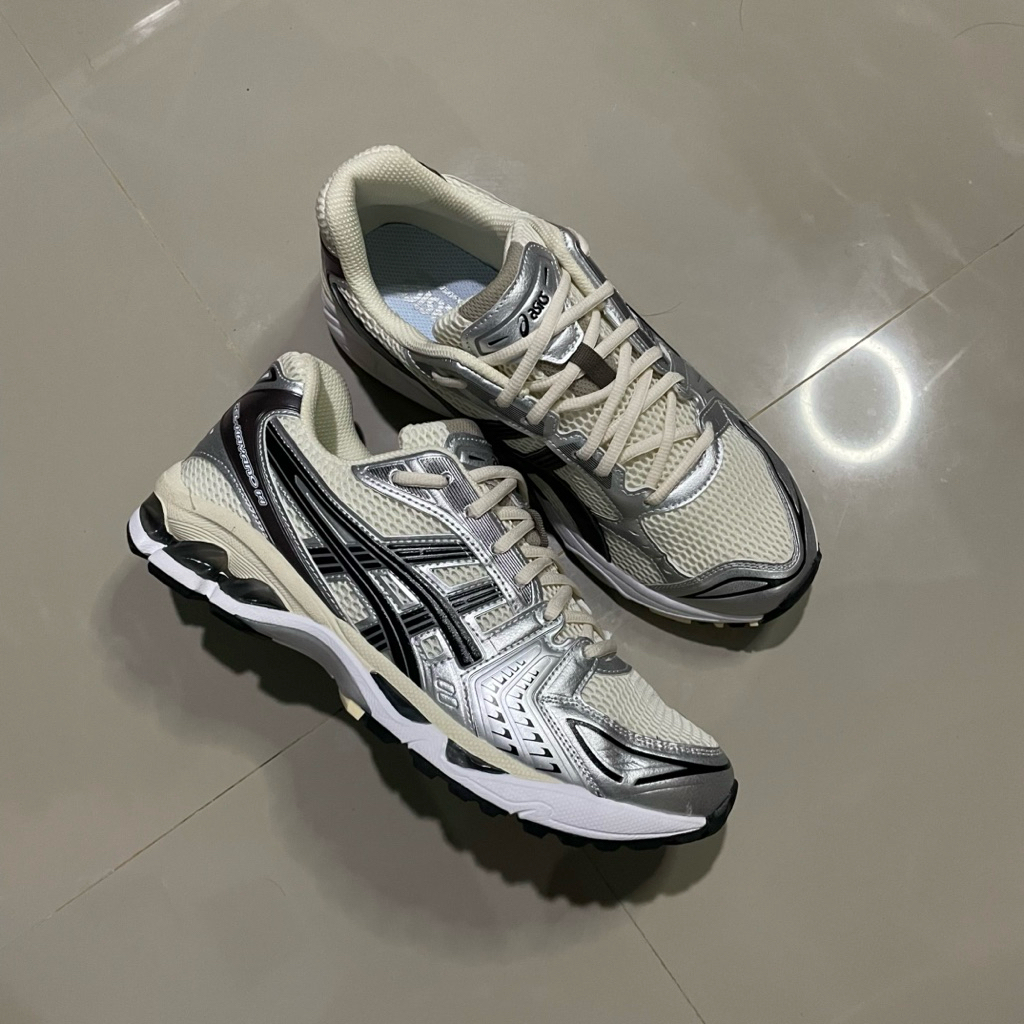 Asics Kayano 14