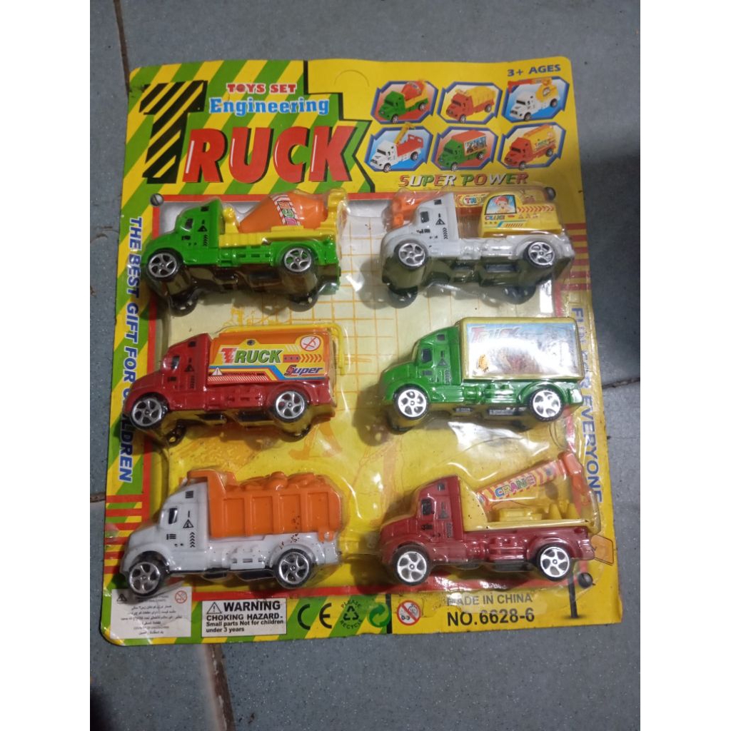 TOYS SET ENGINEERING TRUCK