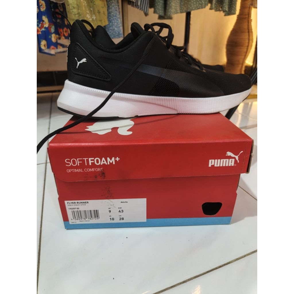 Puma flyer runner black white shoes
