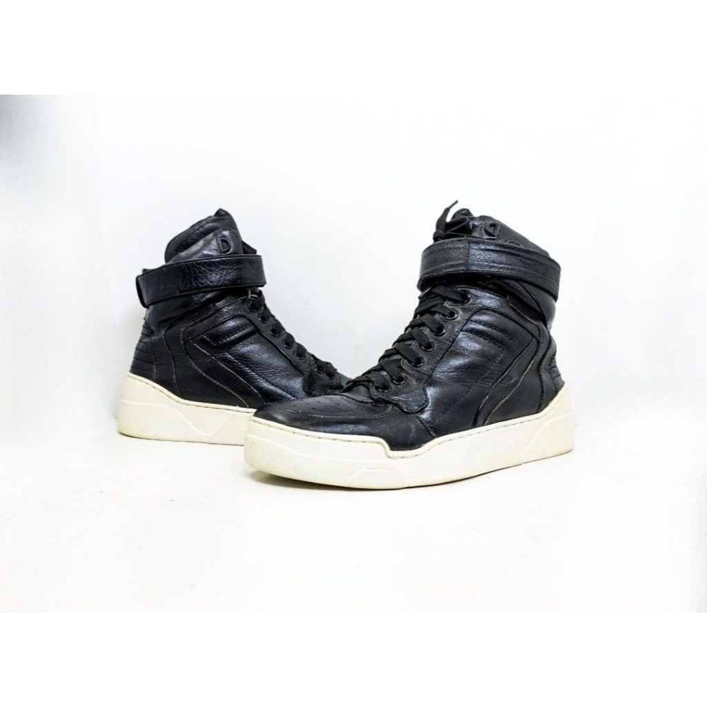 GIVENCHY Paris 'Tyson' High top sneakers