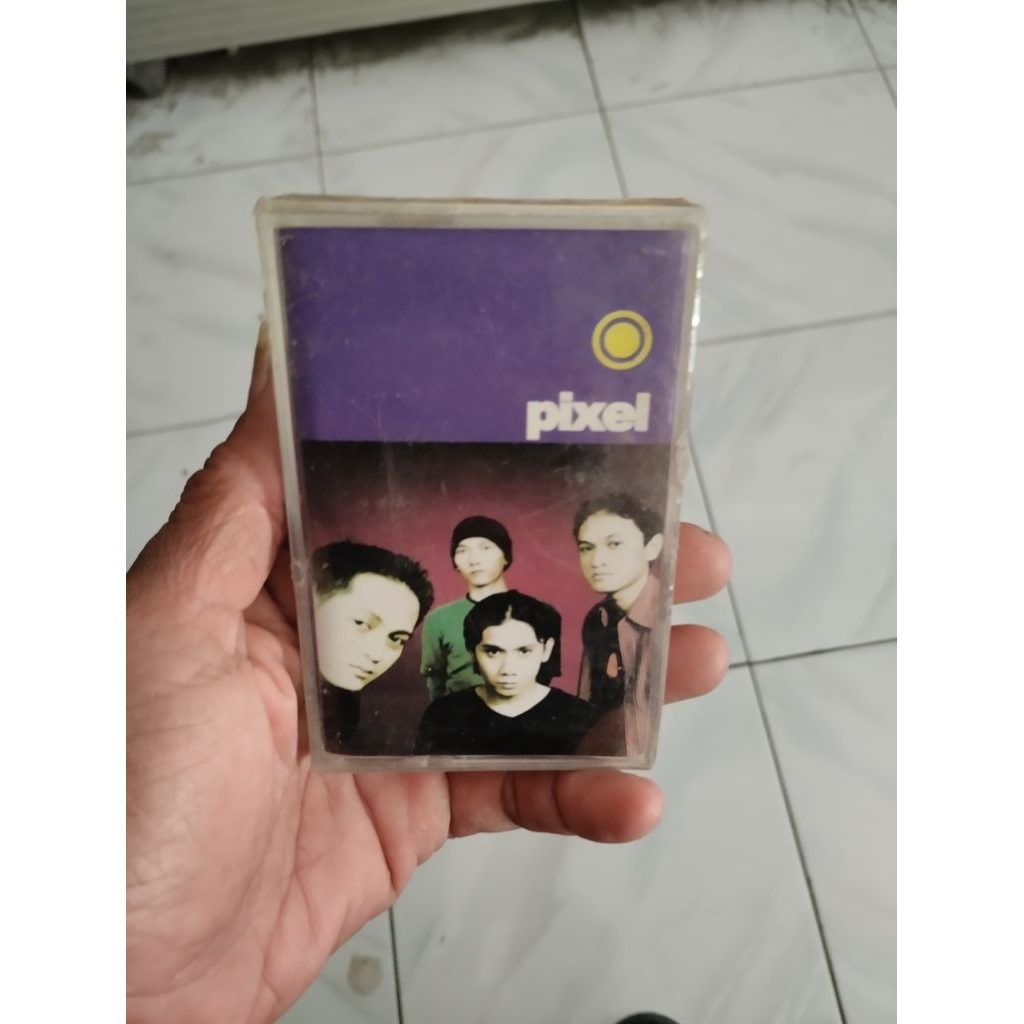 kaset pita pixel (segel)