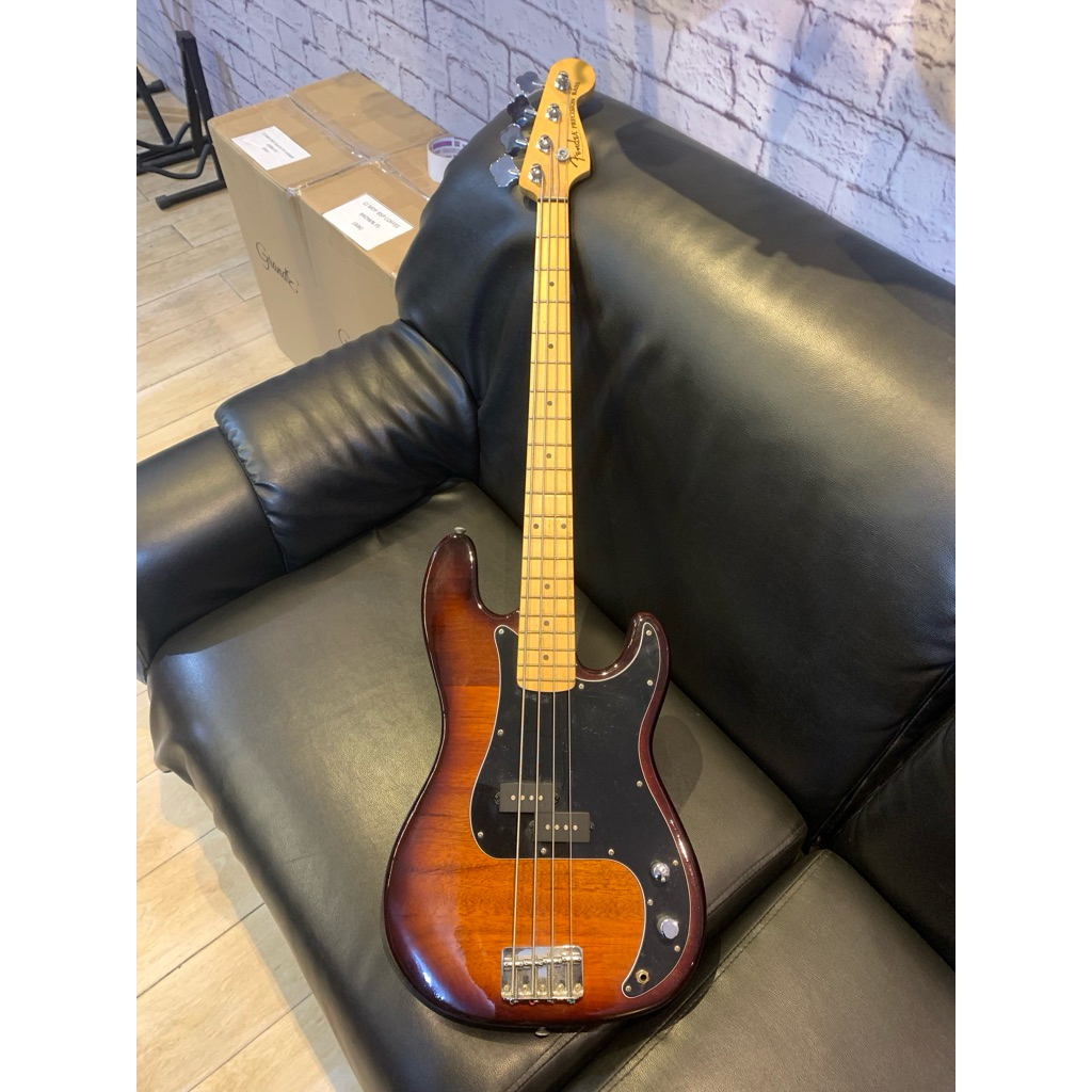 BASS ELEKTRIK FENDER PRECISION COSTUM SECOND