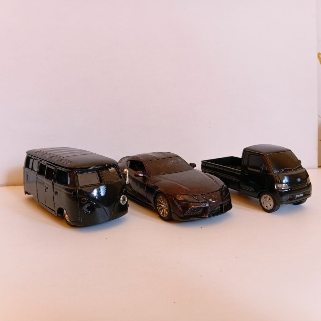 Diecast Miniatur Mobilan Volkswagen Daihatsu Toyota 1:32 Bekas Junk