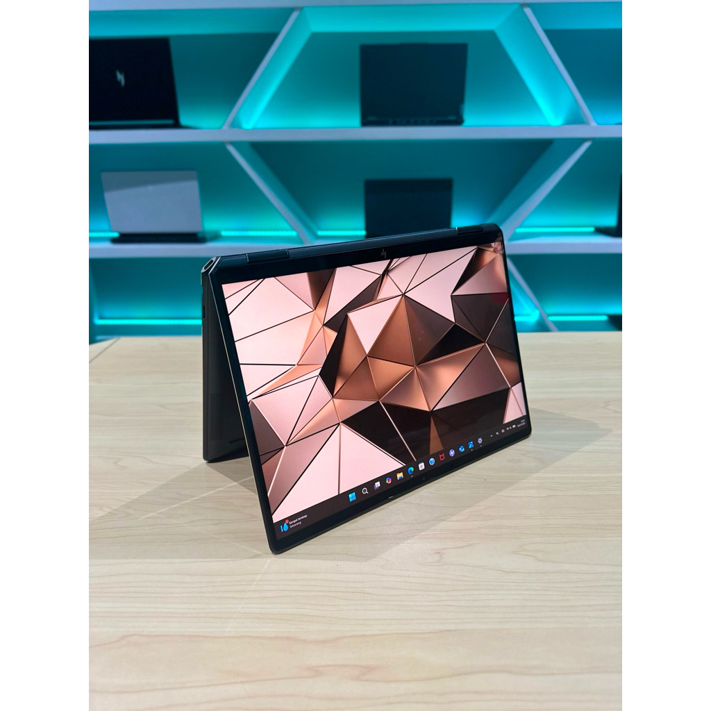 HP Spectre 13.5" x360 2-in-1 14-ef2002TU — i7-1355U I 32GB I 1TB