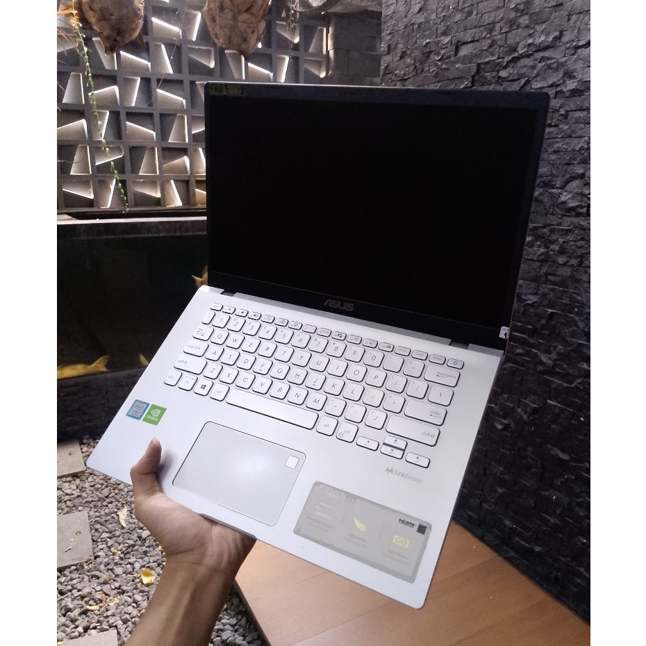 LAPTOP ASUS VIVOBOOK X409FJ - Intel Core i5 Gen 8 | NVIDIA MX230 | RAM 8GB | SSD 512GB Asus VivoBook