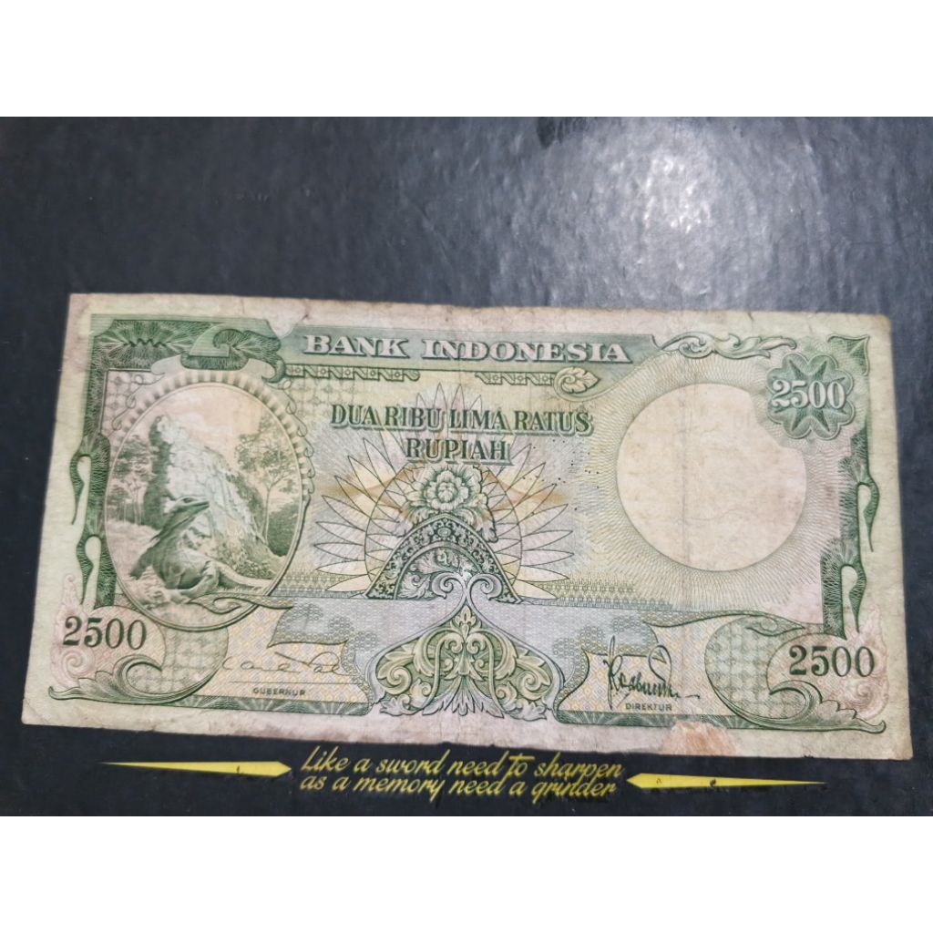 UANG KUNO 2500 RUPIAH SERI HEWAN KOMODO TAHUN 1957 LANGKA