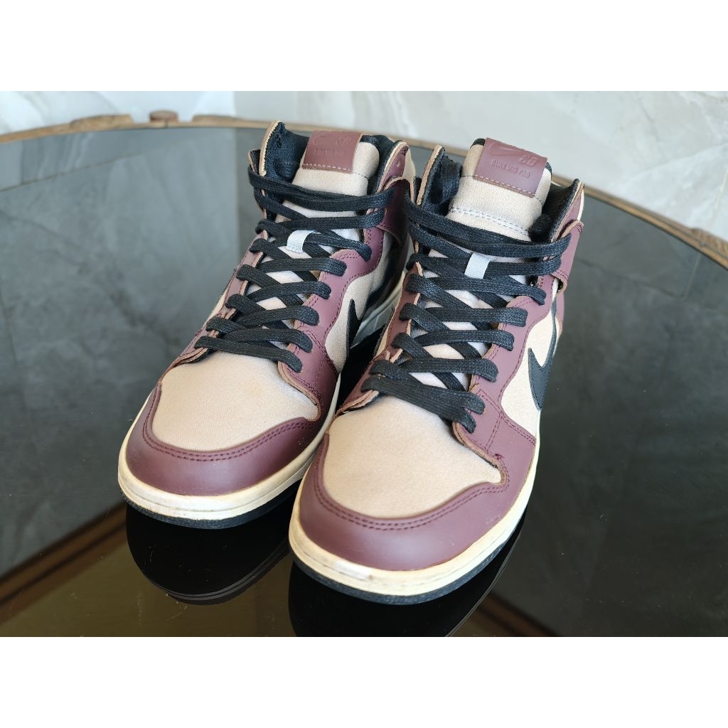 SB Dunk High Pro (size 44)