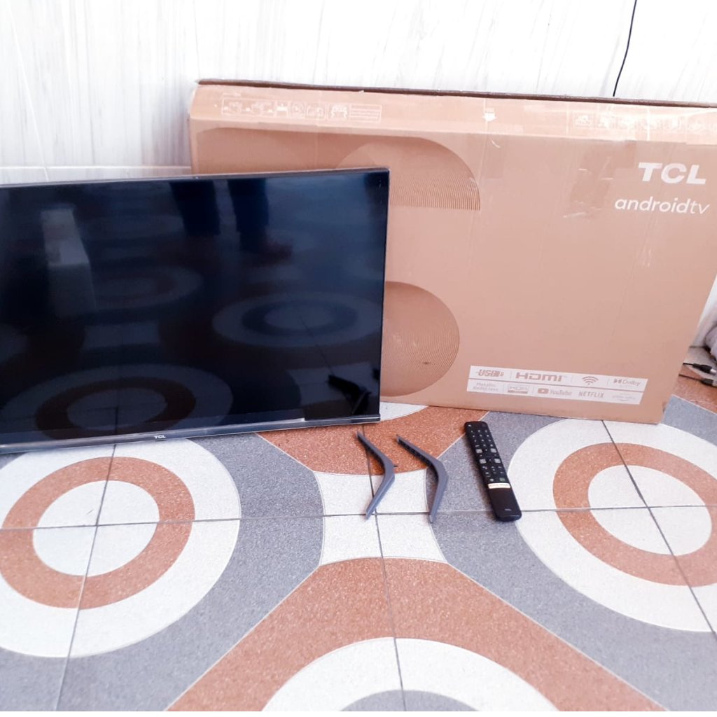 TV LED ANDROID TCL 32IN DIGITAL TV YOUTUBE NETFLIK SECOND BUKAN BARU + paking kayu