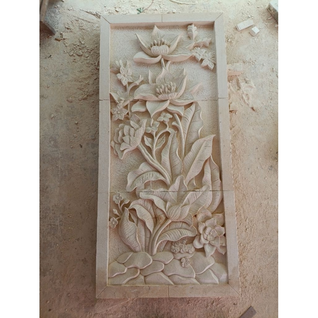 relief batu alam design bunga Lily