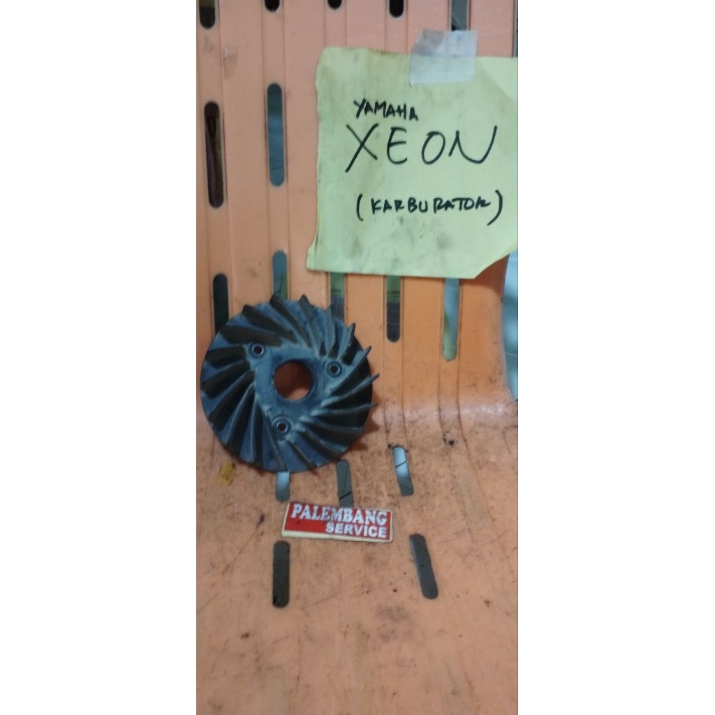 kipas radiator Xeon karbu (bekas)