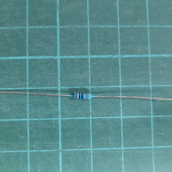 RESISTOR 330 Ohm ¼Watt
