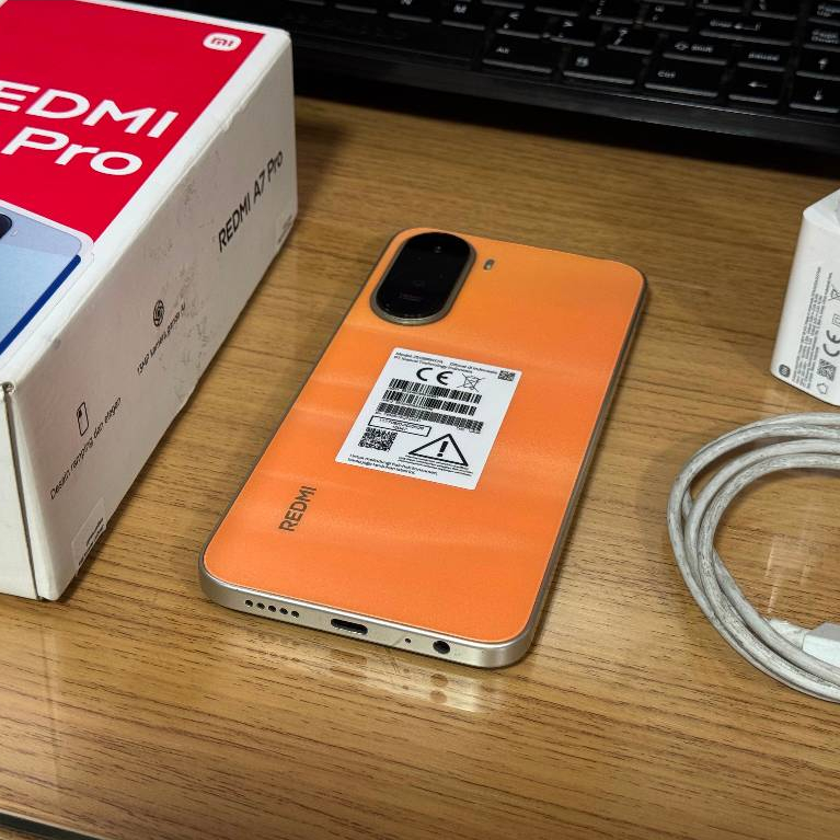Xiaomi Redmi A7 Pro (4+128 GB) SECOND LIKE NEW | Layar imersif 6.9 inch | Baterai 6000mAh garansi re