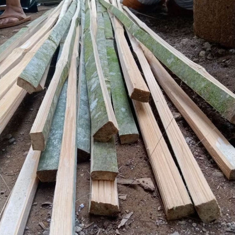 Preng Bambu Petung Bahan Arku Layangan Sendaren Goangan Panjang 2 meter Lebaran 2 cm.Bahan Kerajinan