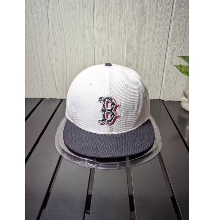 TOPI NEWERA 59FIFTY OFFICIAL ONFIELDCAPS BOSTON REDSOX