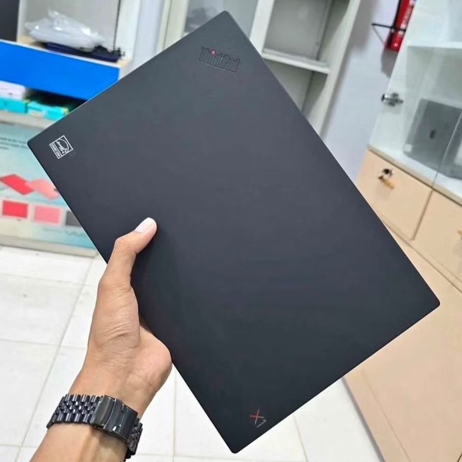 Lenovo Thinkpad X1 Carbon Gen 7 Core i7 & i5 RAM 16GB SSD 156GB IPS FHD