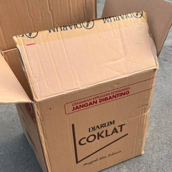 KARDUS PACKING UKURAN BESAR 2 PLAY UK. 45 X 38 X 44 (DJARUM COKLAT) KONDISI BEKAS PILIHAN LAYAK PAKA