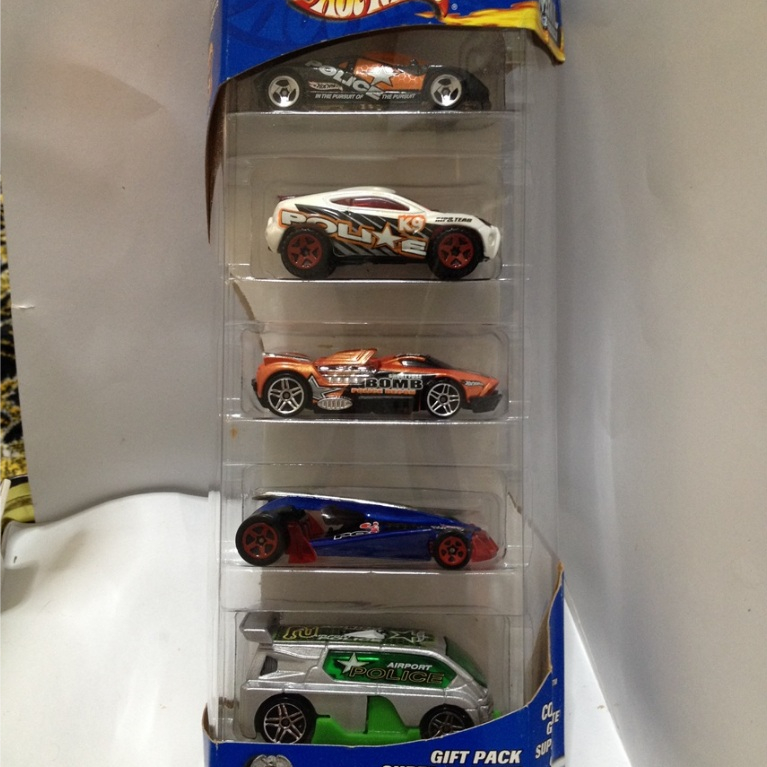 Hot Wheels Gift Pack. 2003 Cop Squad 5-Pack - 57042. Ford GT-90-Toyota RSC-Maelstrom. PR5 Thailand-V