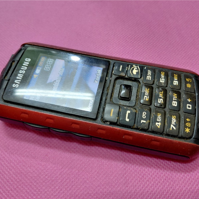 Hape Outdoor Samsung B2100 Explorer Minusan SMR012 Untuk Koleksi Pajangan Kanibalan