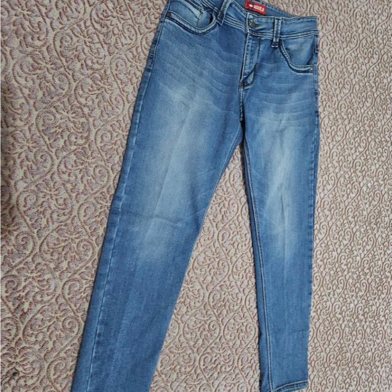 ROXELD Jeans Pria ukuran 31 LP 80