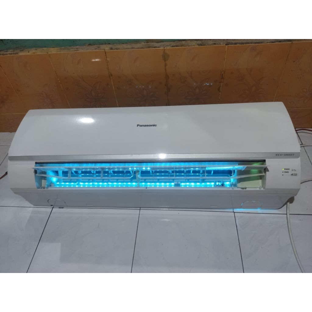 KIPAS ANGIN MODEL AC + REMOT