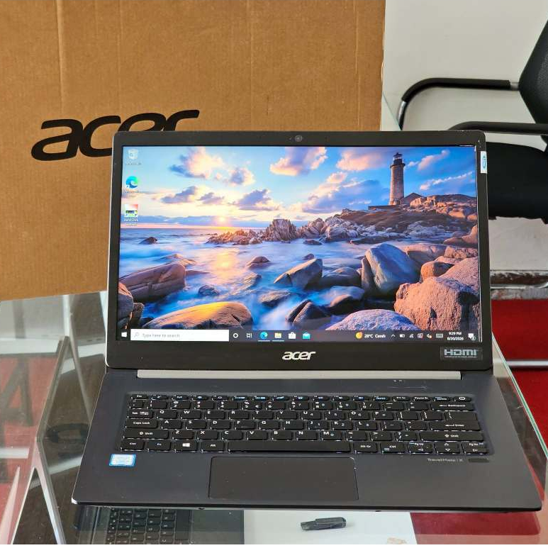 ACER Travelmate X514-51T intel Core i5 Gen 8 Ram 8 GB Touchscreen Slim Ringan Premium Bisnis Laptop