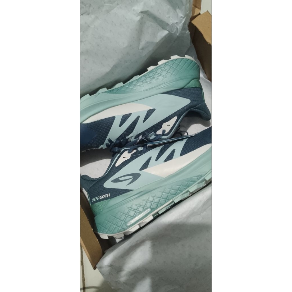 Yuza Speedgoth Size 42