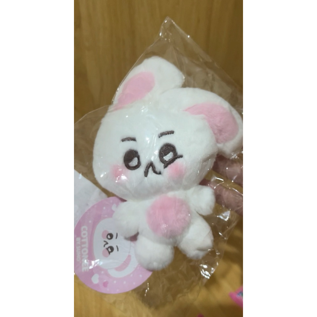 SUHO COTTONEE mini doll keyring exo