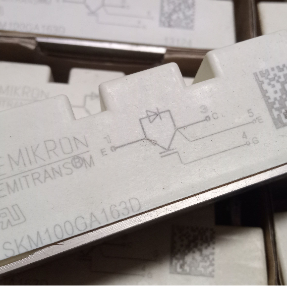IGBT SEMIKRON SKM100GA163D 1600V 100A