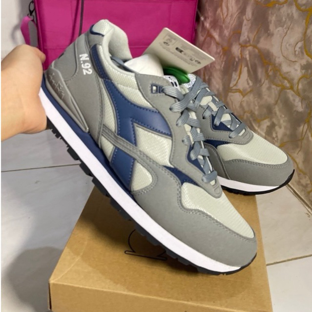 SEPATU DIADORA N.92 ASH GREY