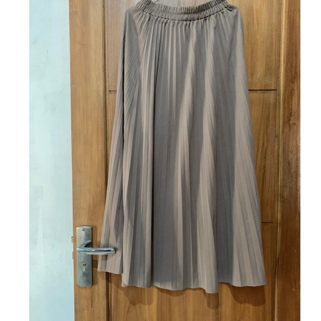 PRELOVED ROK/Preloved rok plisket Milo