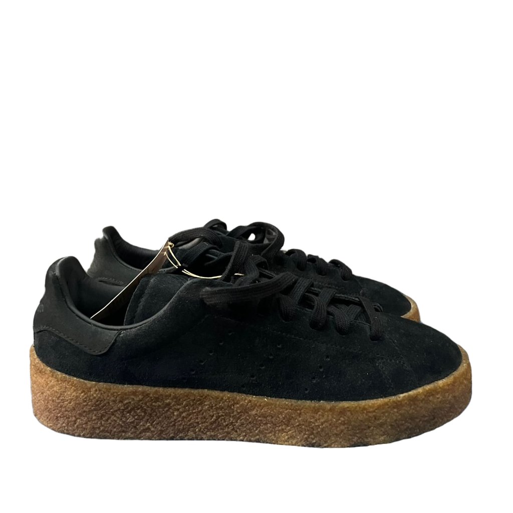 Hitam-Hitam_(Stant SMith)