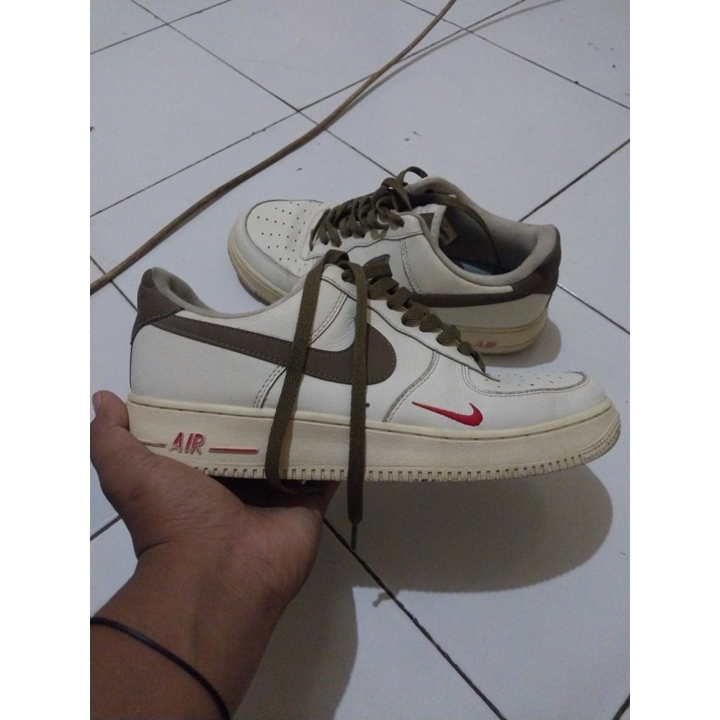 Sepatu Nike Air Force 1 Premium