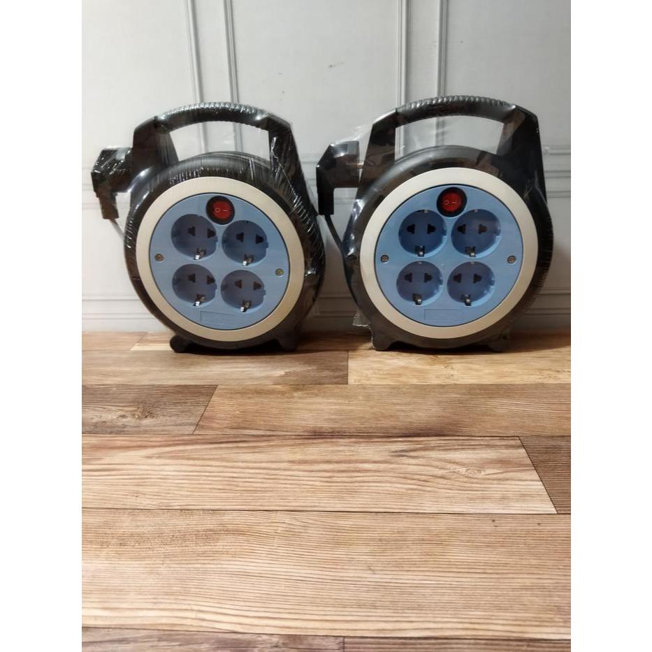 Kabel Roll Listrik dengan Saklar ON / OFF 4 Lubang Stop Kontak