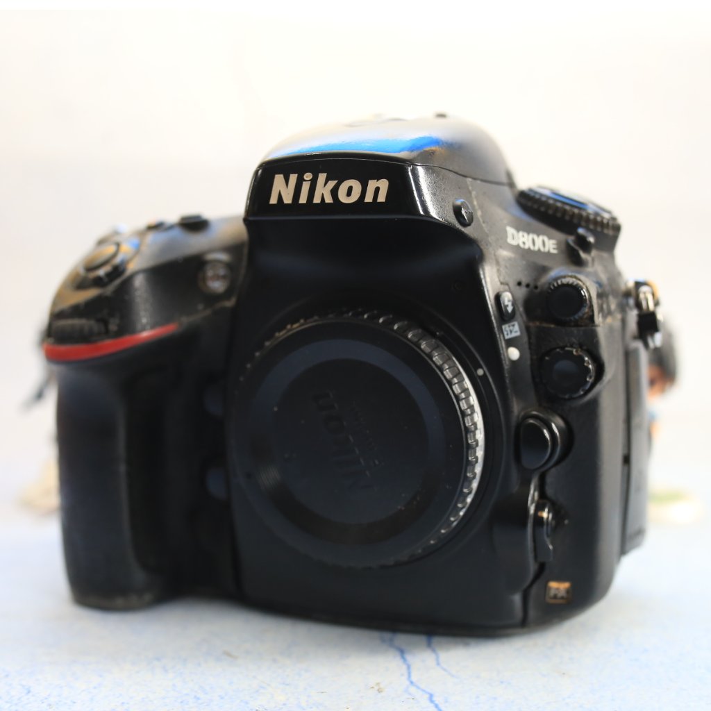 NiKON D800E Body Only Kamera DSLR