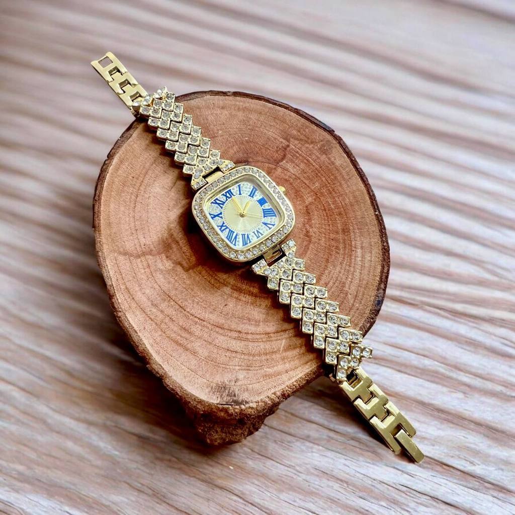 Jam Tangan Wanita Permata Kotak Kecil 888