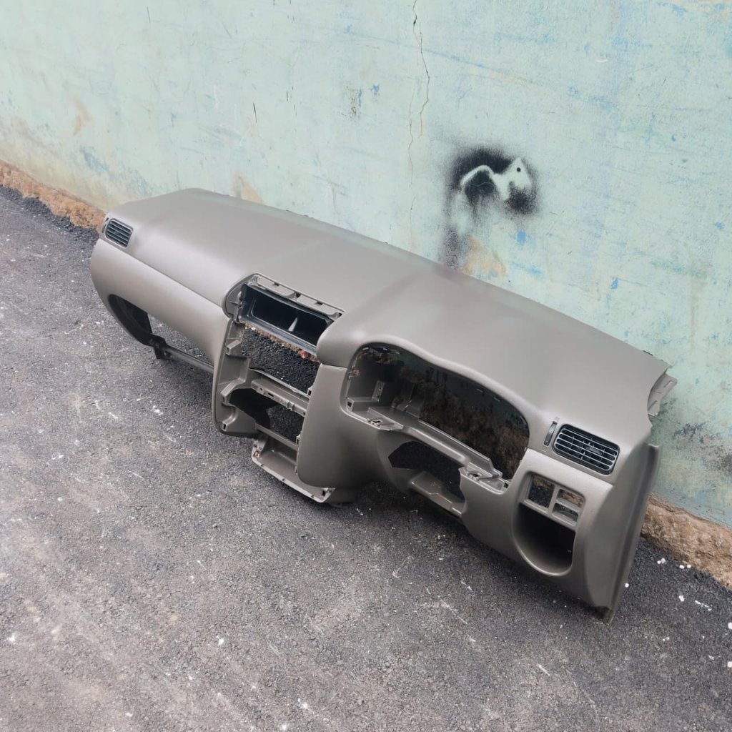 Meja Dashboard Toyota Avanza OLD