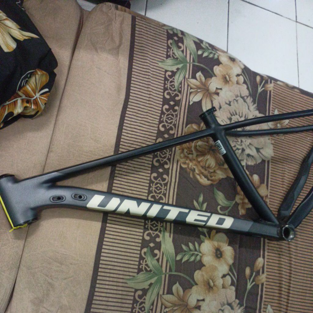 frame clovis 5.10s29er