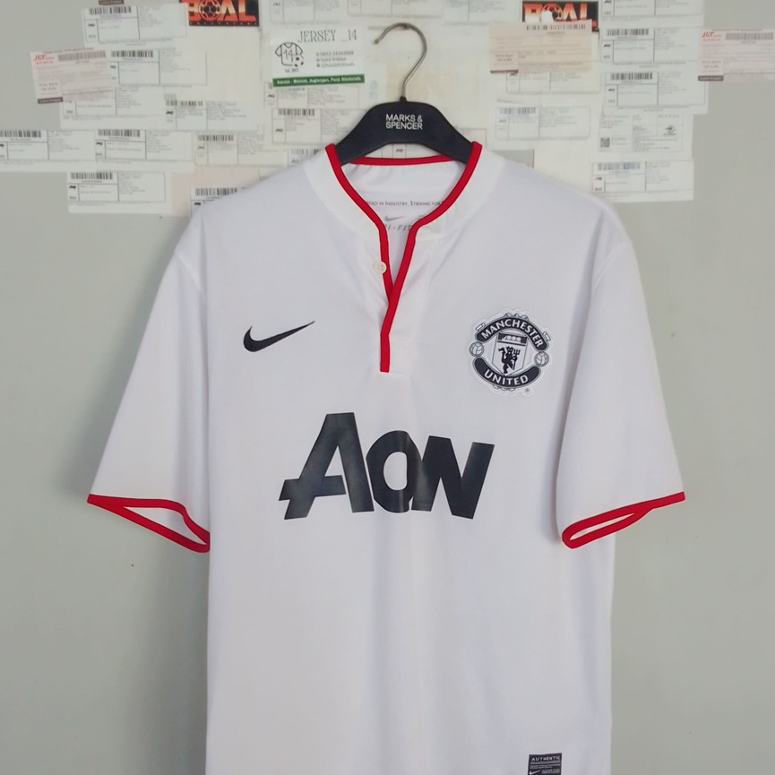 Jersey Bola MU 2012/13 Away
