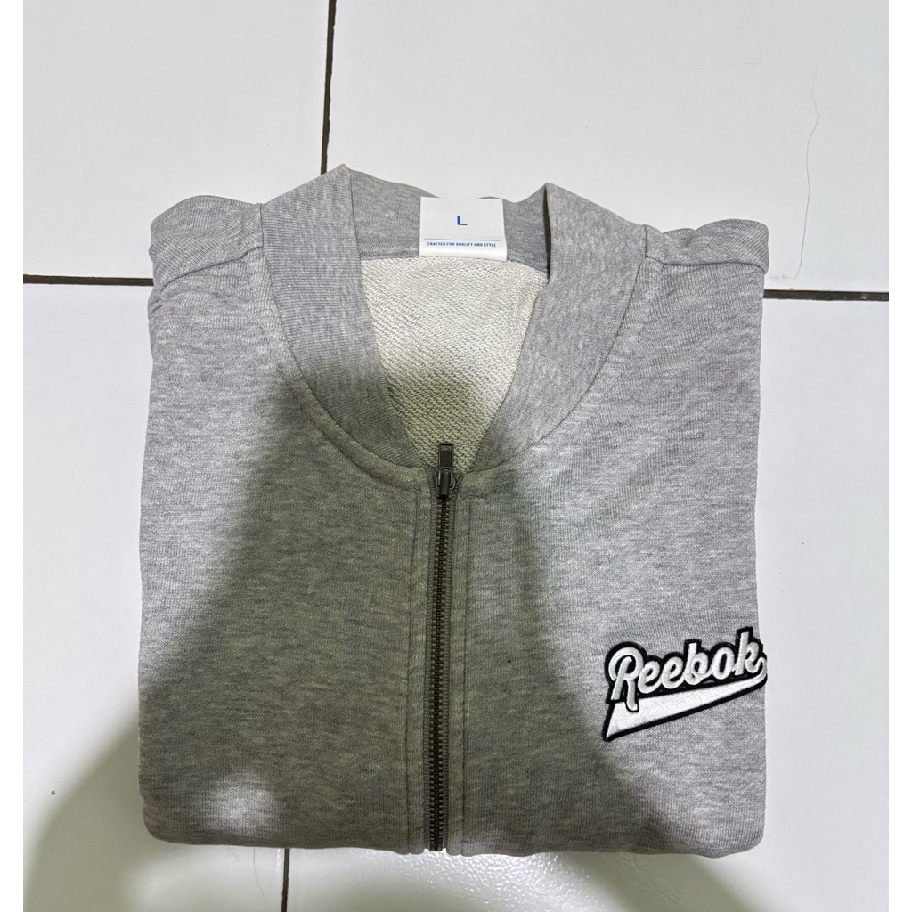 preloved jaket Reebok Classics