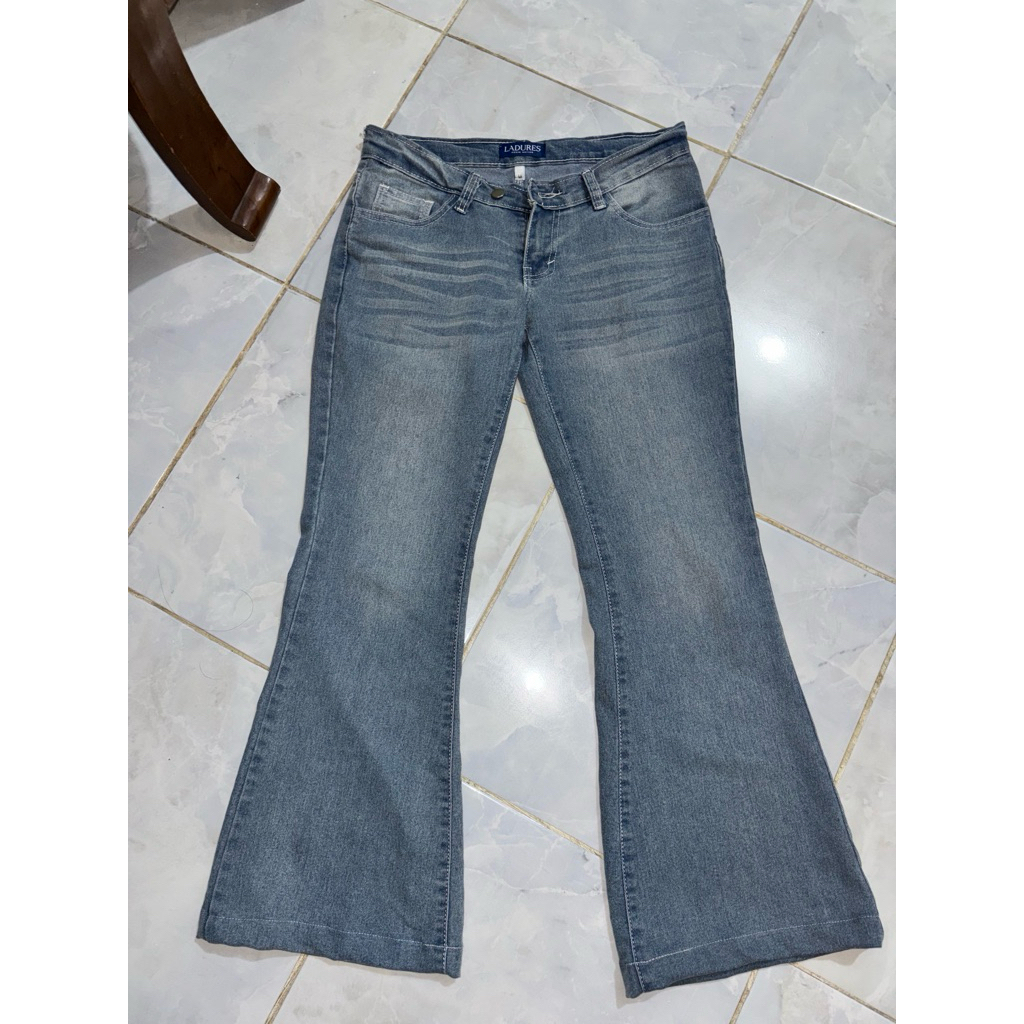 [preloved] cut bray low waist jeans | baru satu kali pakai