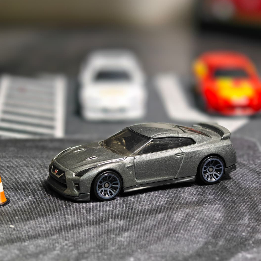 Hot Wheels Loose Nissan GTR R35 Abu