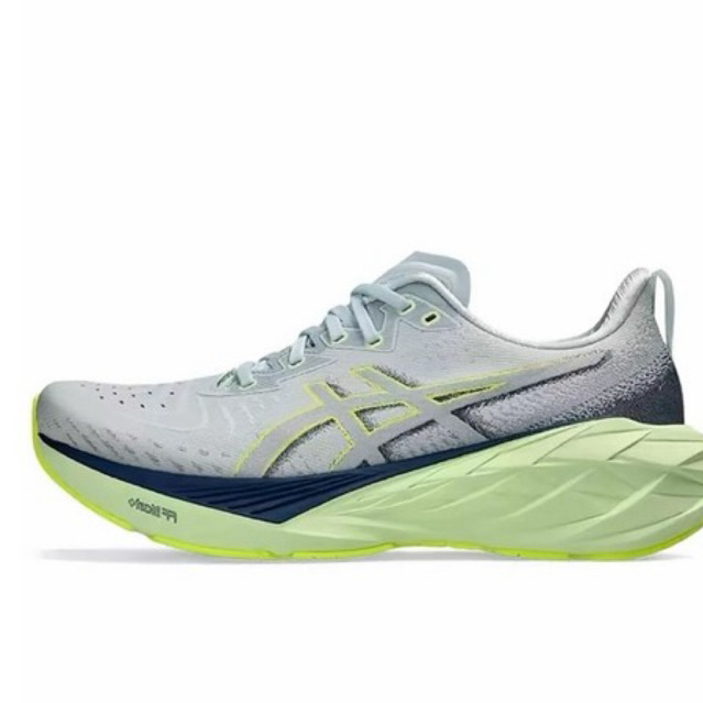 Novablast 4 Cool Grey /Blue Expanse size 46.5