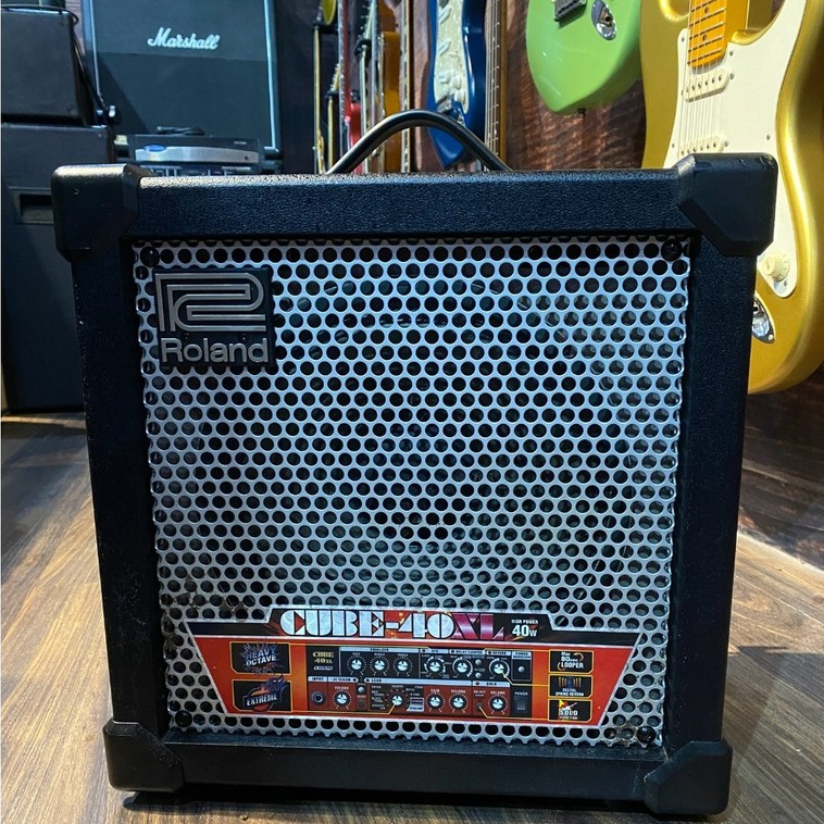 Ampli Gitar Combo Roland Cube 40XL