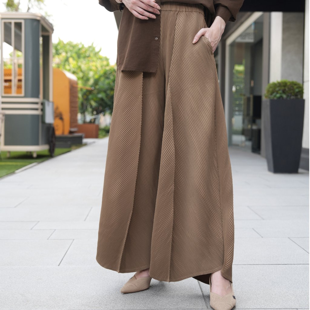 Heaven Lights - Riley Culottes Pleats - Celana Kulot Wanita