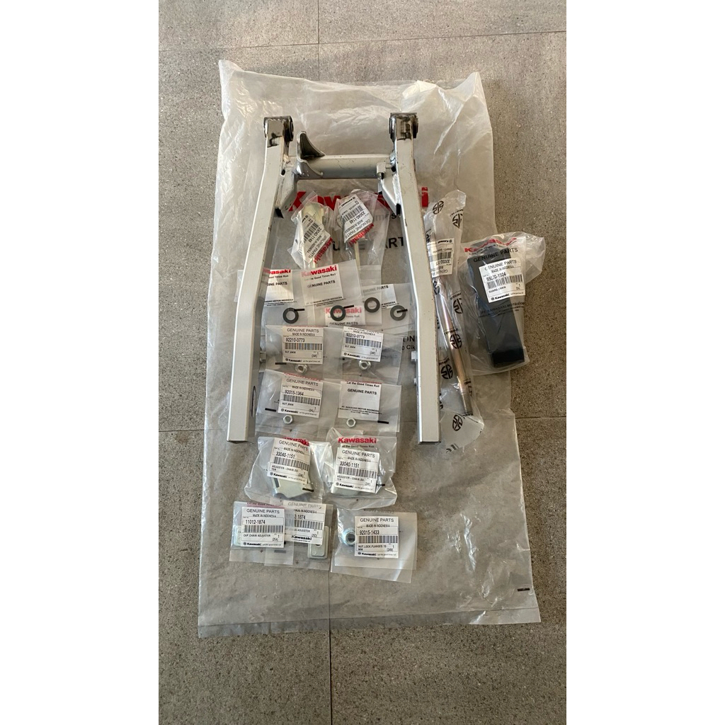 AREM KAZE SWING ARM KAZE ORIGINAL PNP CB  FULL SETT