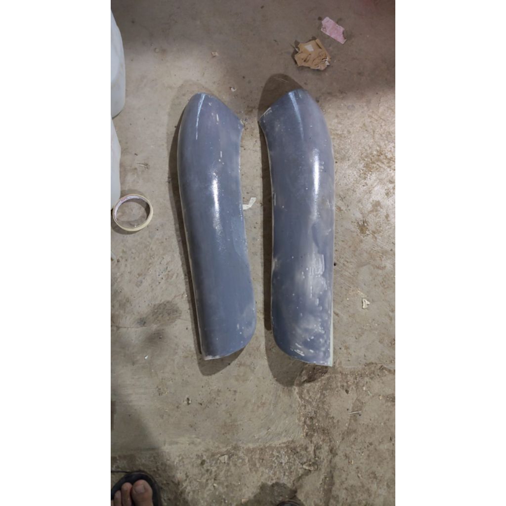 Sambungan blakng slebor depan canter