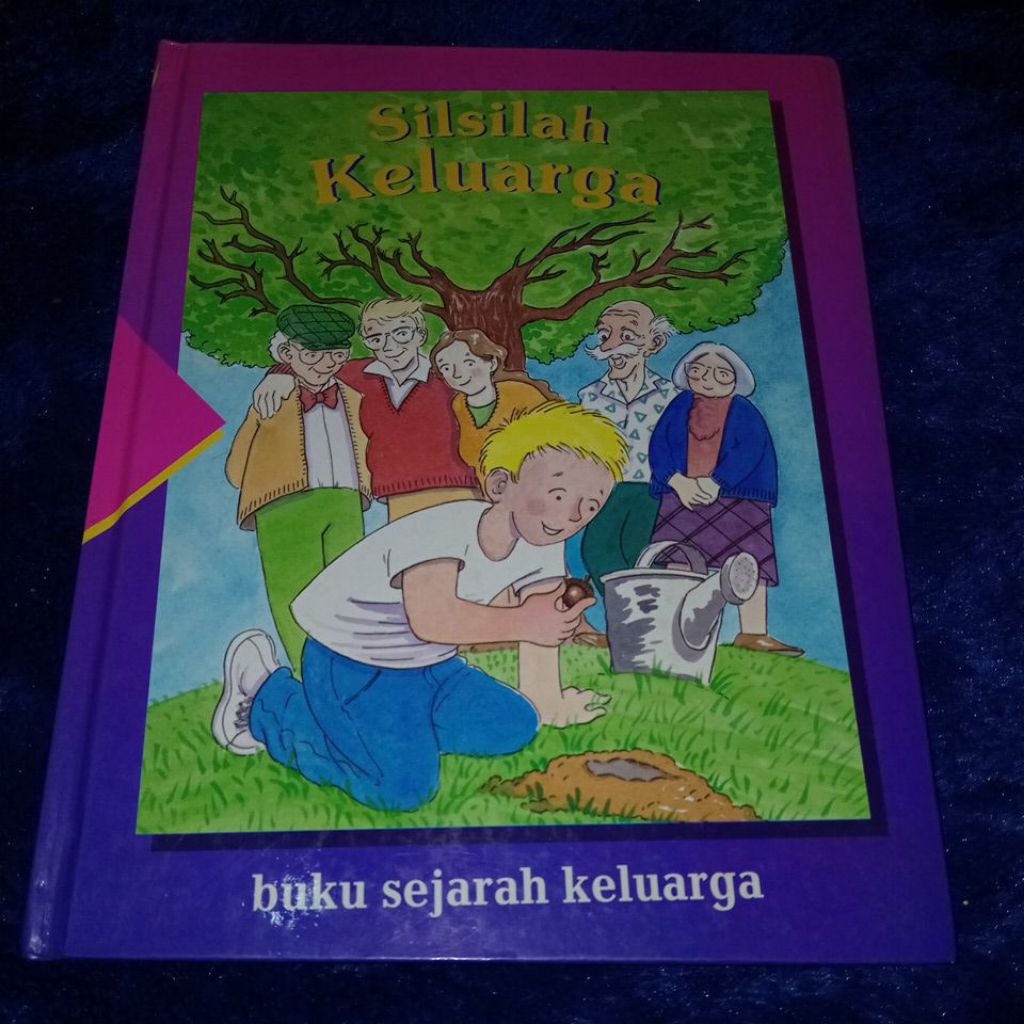buku sejarah keluarga - silsilah keluarga