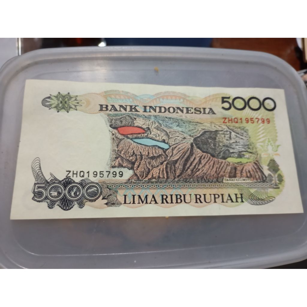 GANJIL Genap No seri ZHQ 195799 Uang kuno Indonesia Asli 5000 sasando, tahun 1992 original