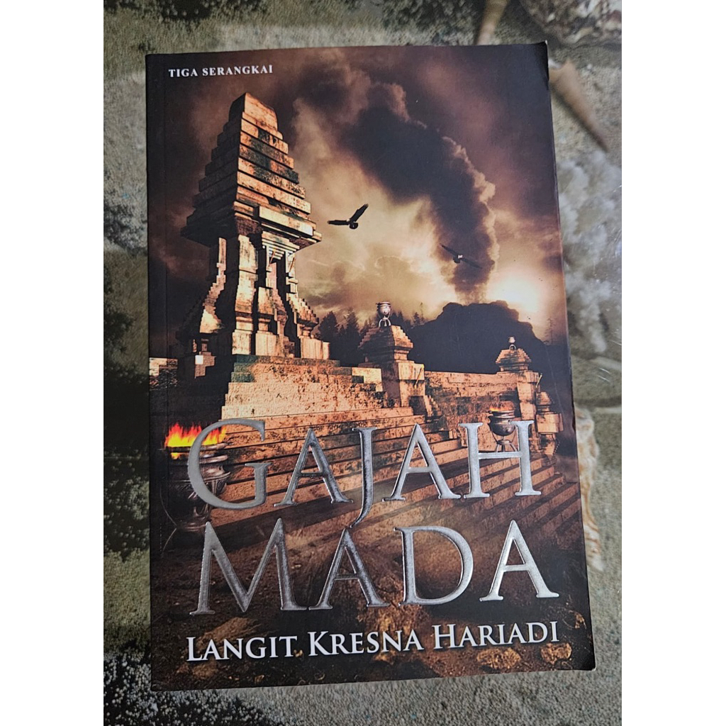 buku tentang gajah mada langit kresna hadiana