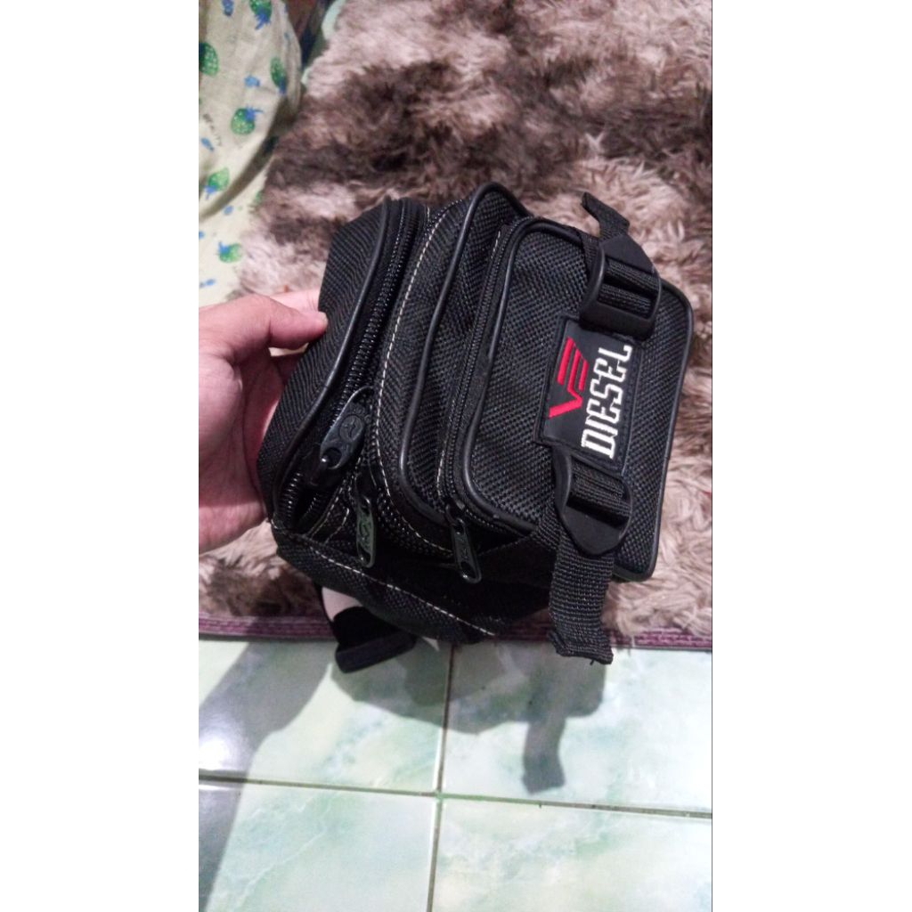 preloved tas selempang pria